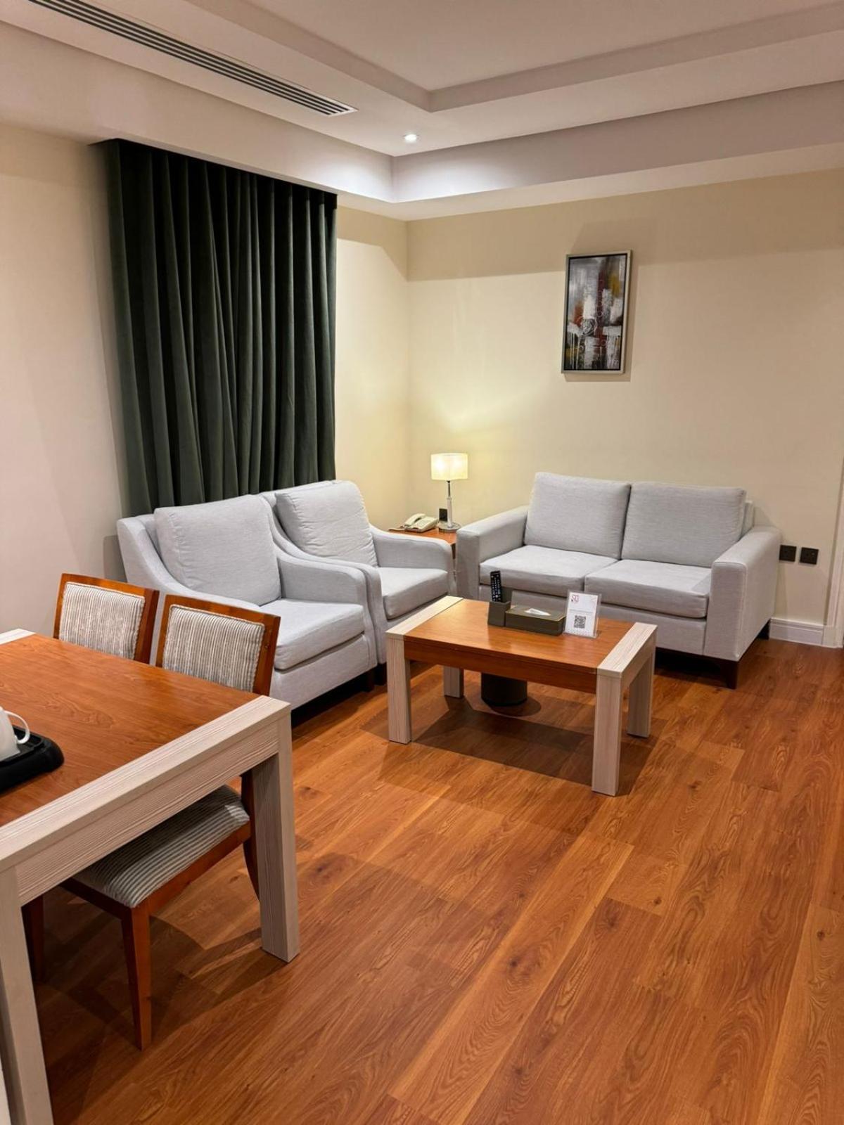 Roof Hotel Apartments Riyadh Bagian luar foto